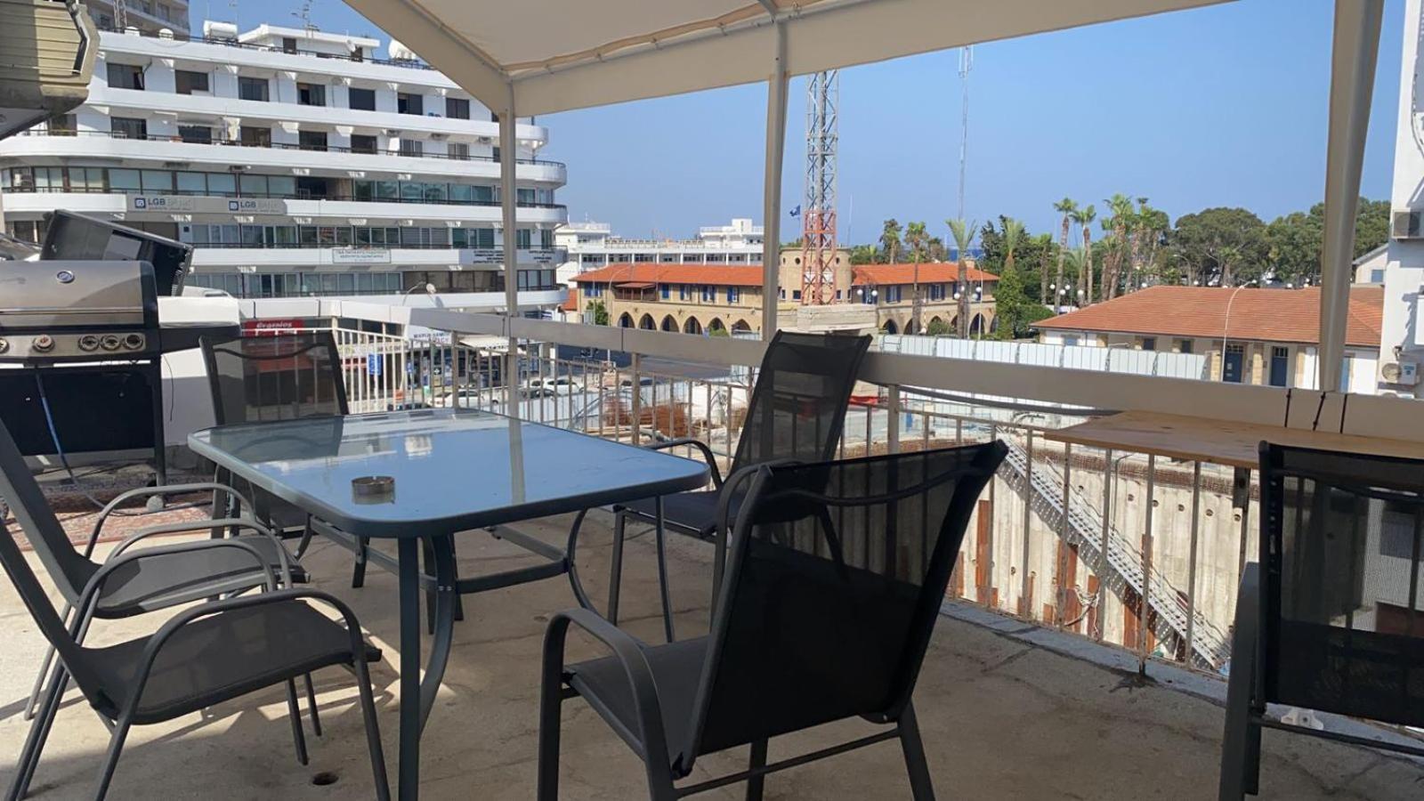 Citycenter Next To The * Larnaca